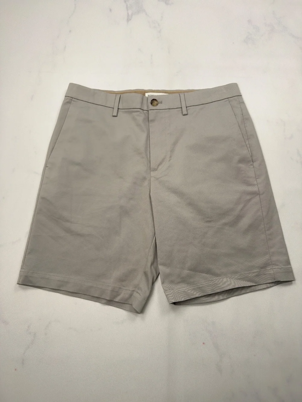 Banana Republic Chino Shorts Beige Classic - Men 32